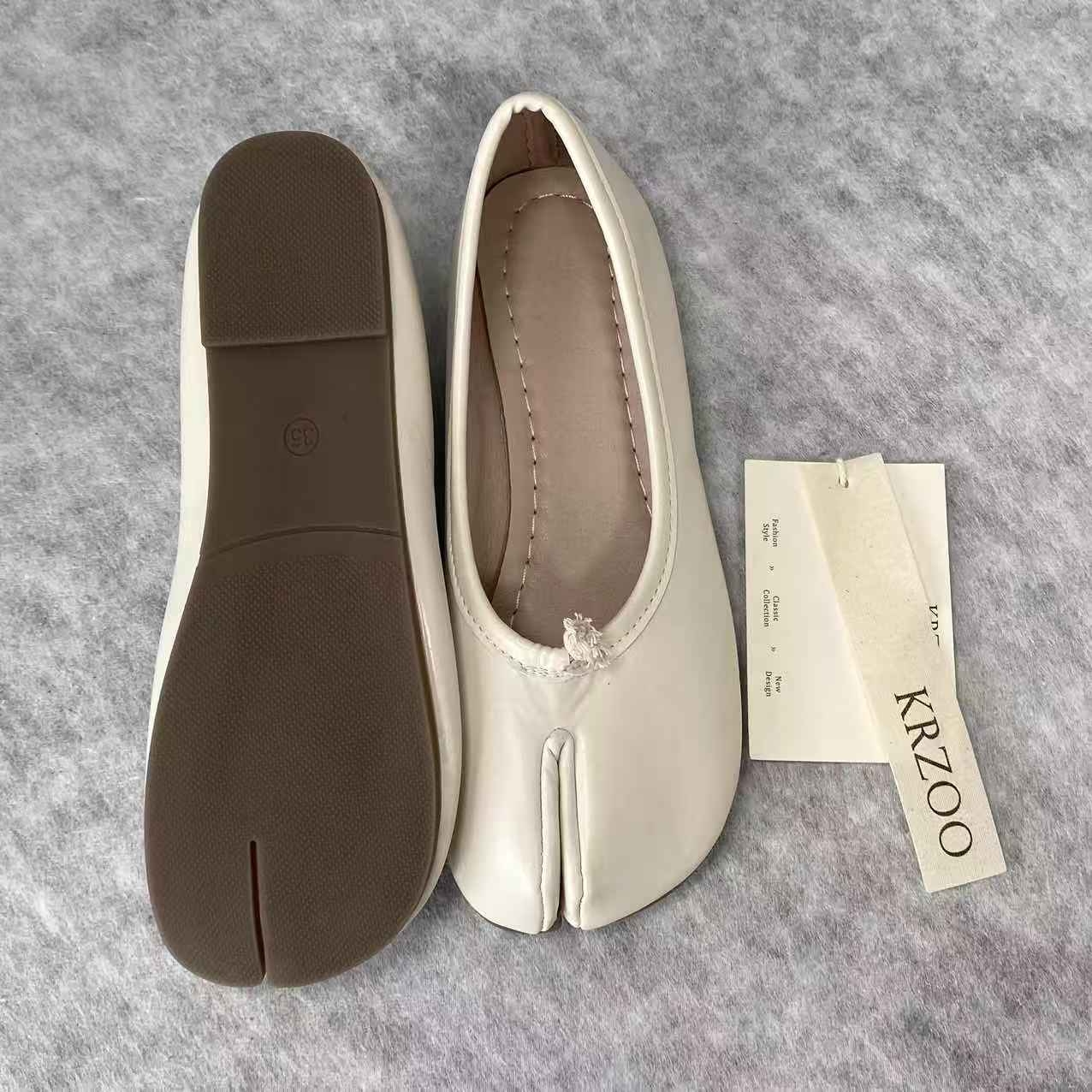 Split-toe shoes with horse-riding boots