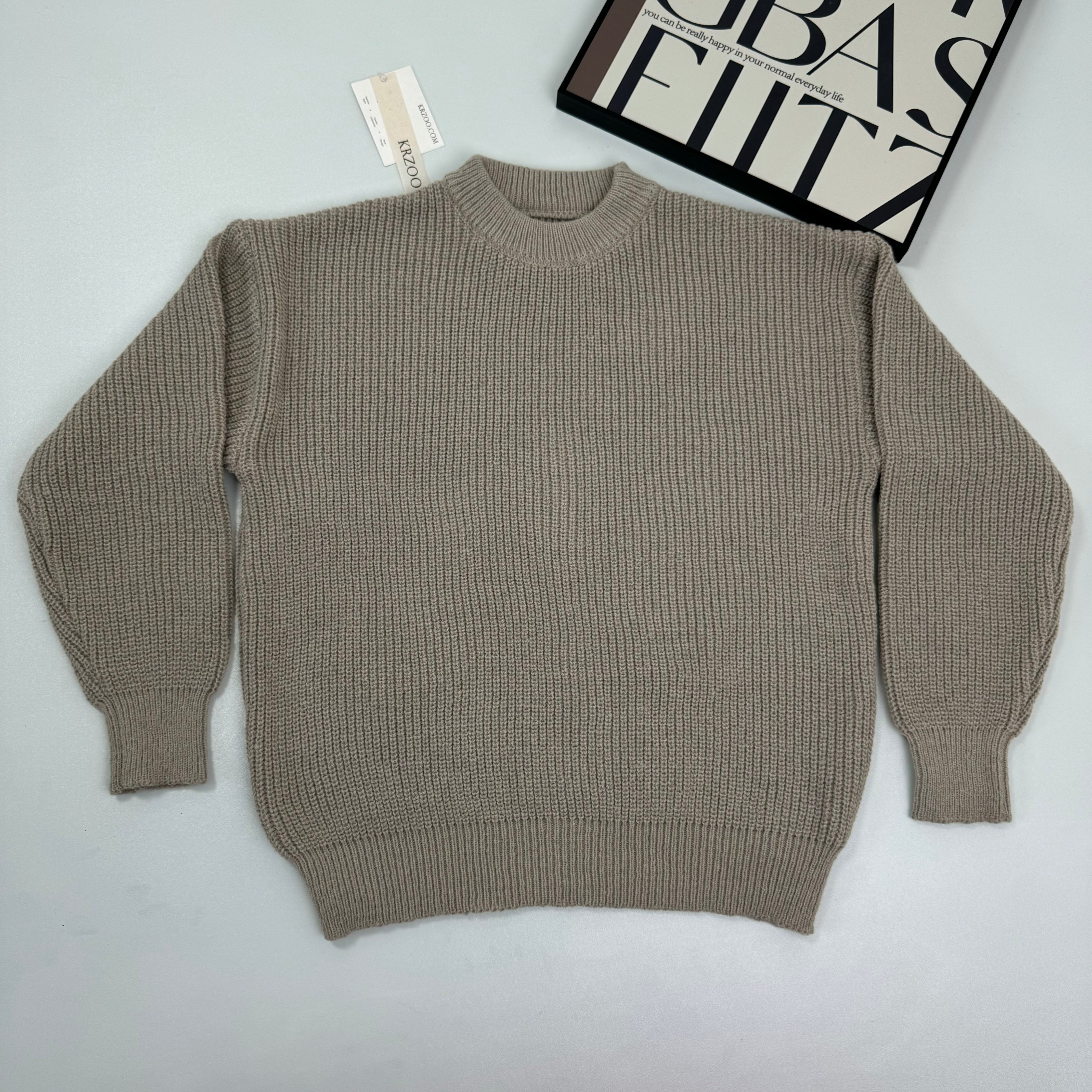 Heavy-duty thick needle textured sweater