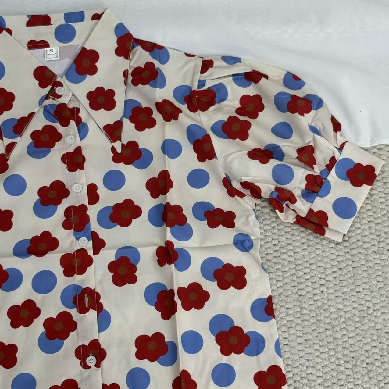 Floral print shirt with a baby doll collar