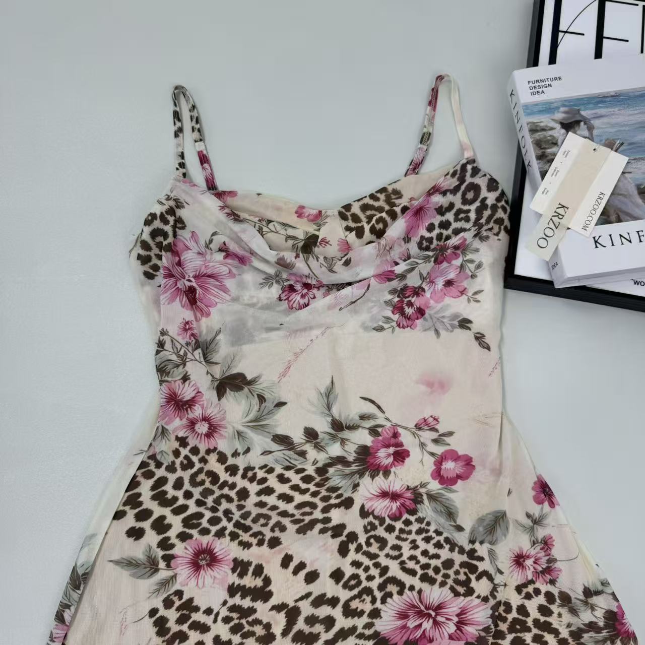 Floral print fitted short dress