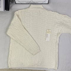 Plaid round-neck pullover sweater