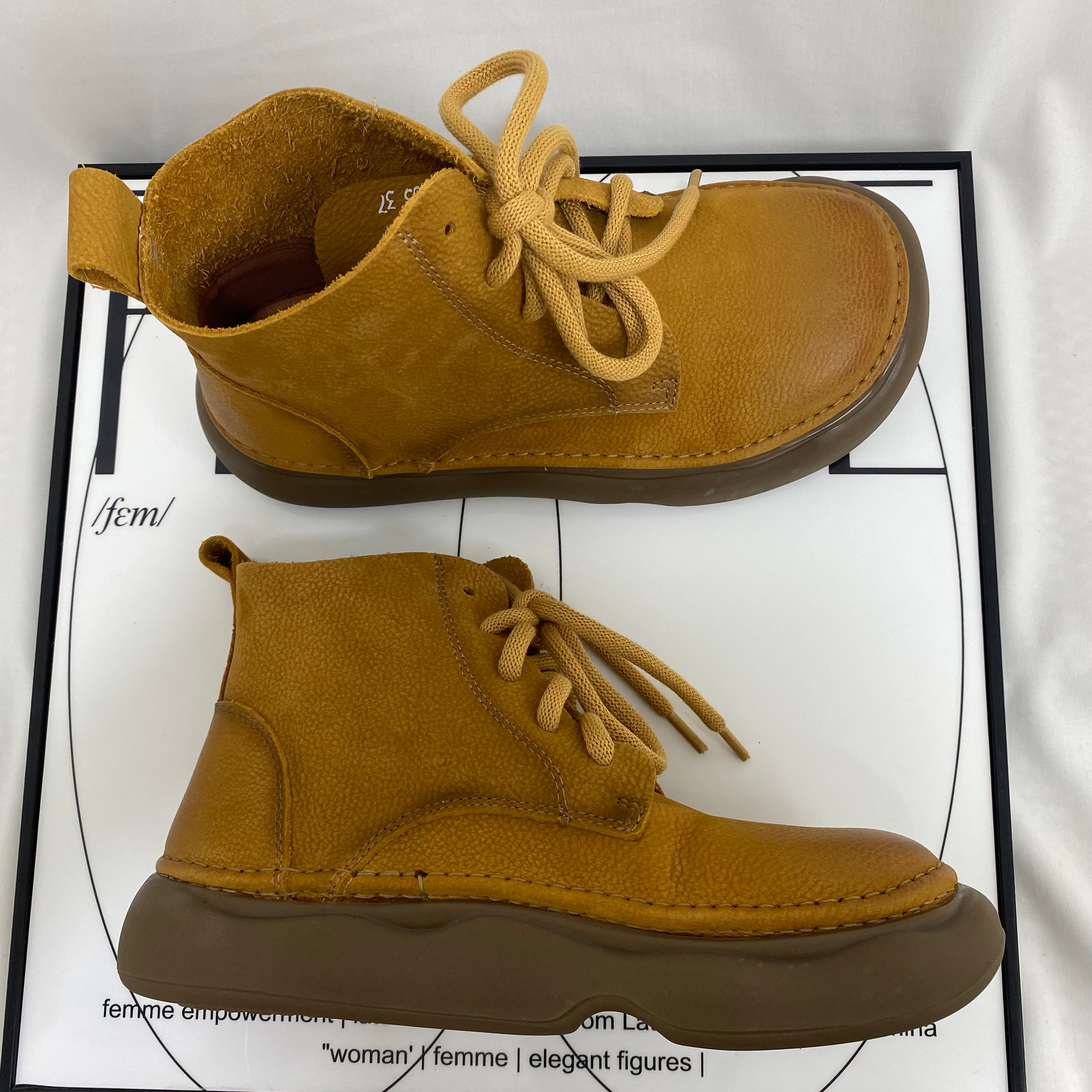 Top-Grain Cowhide Ankle Boots