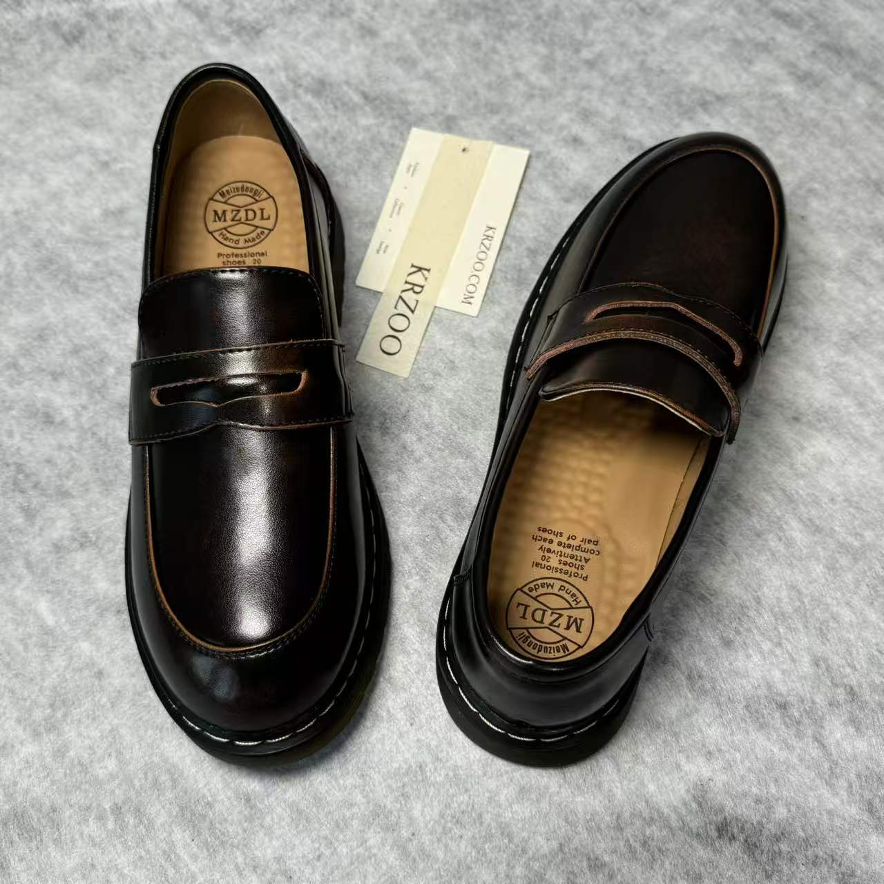Put on flat-soled leather shoes