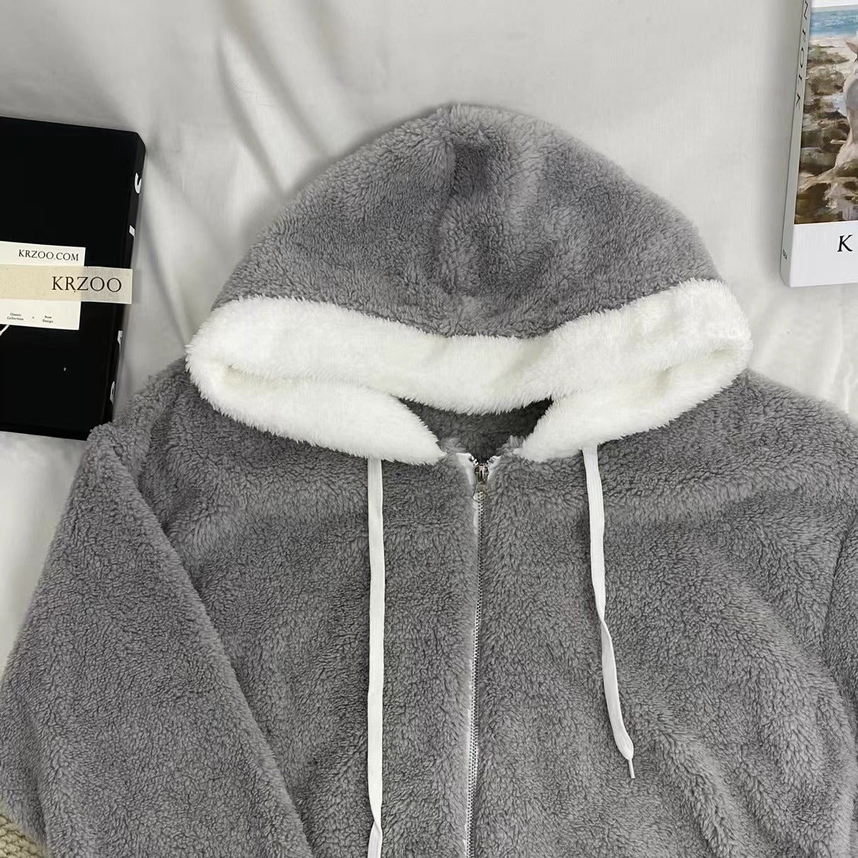 Loose-Fitting Plush Zip-Up Jacket