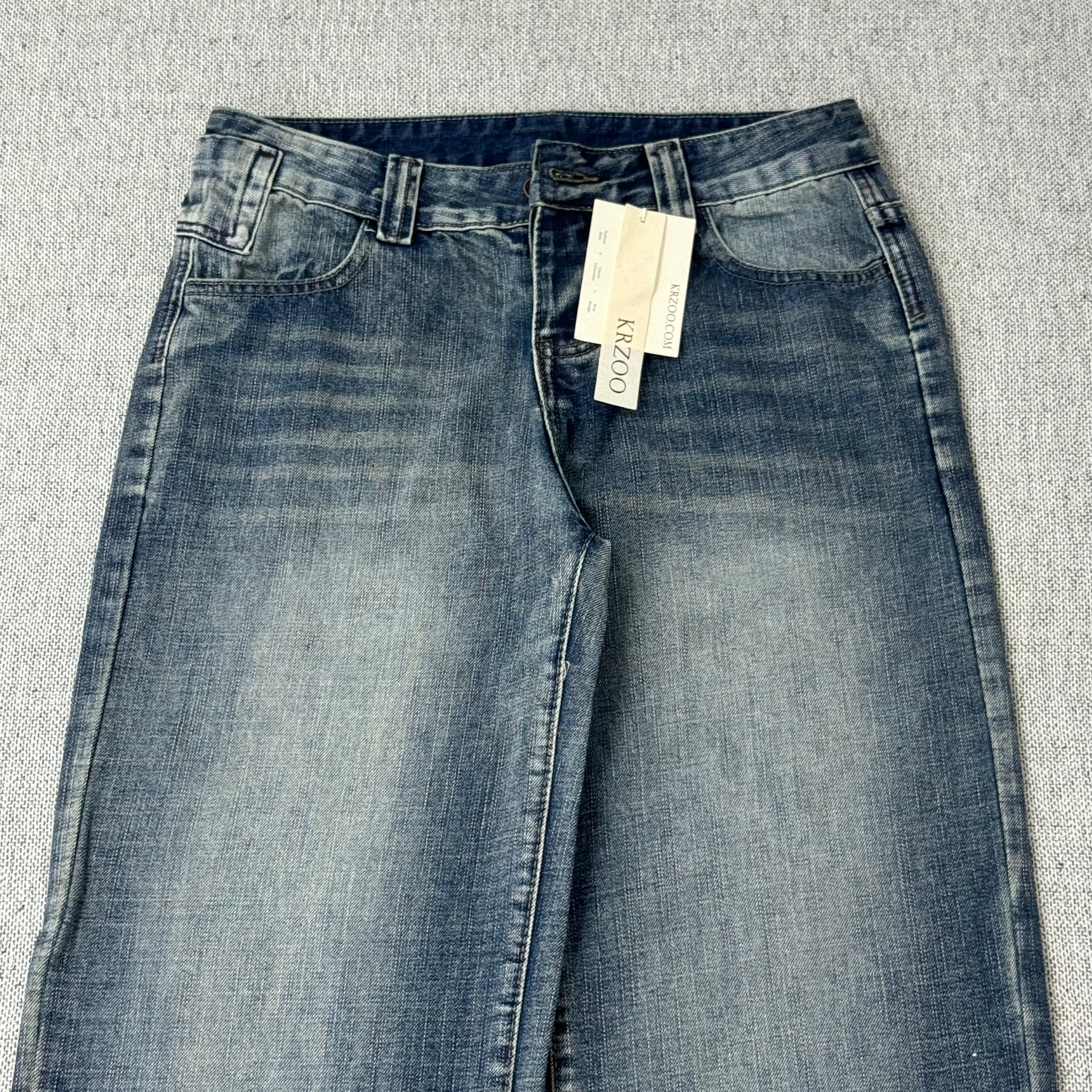 Straight and slightly wide-leg jeans