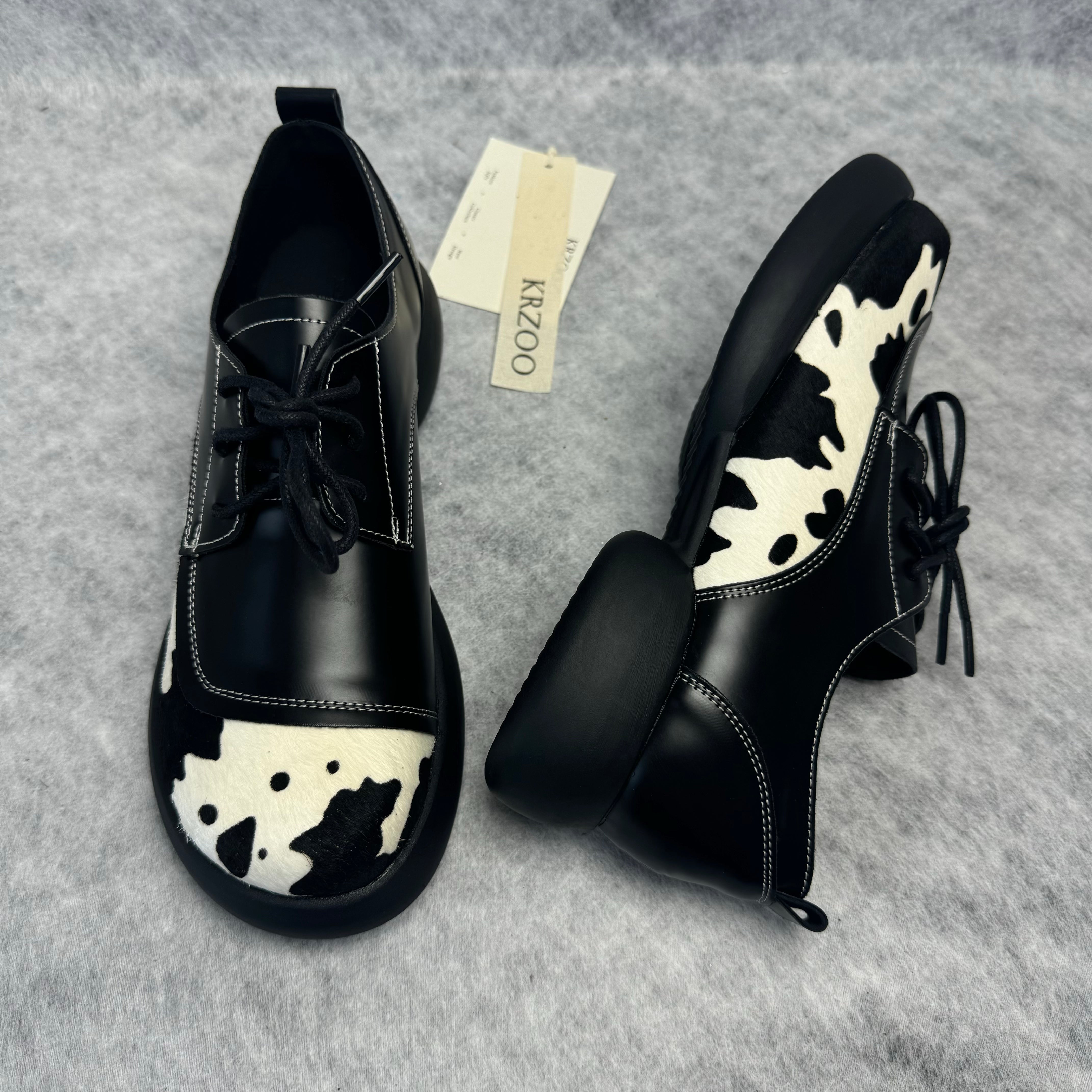 Cow color-patterned lace-up genuine leather shoes