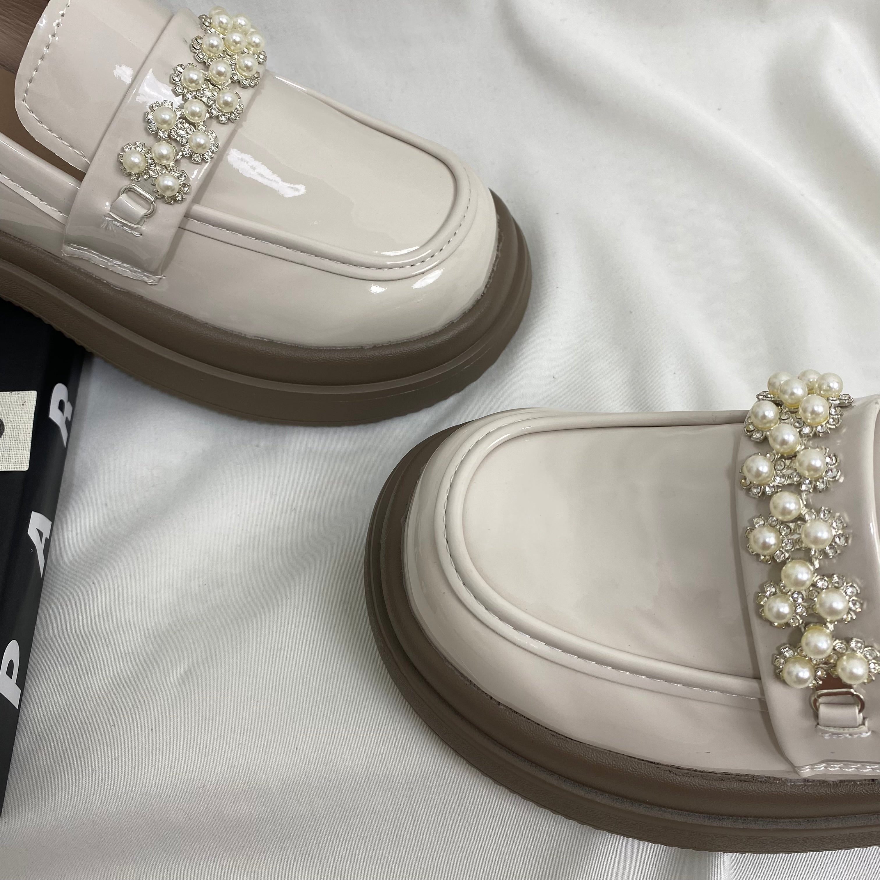 Pearl-Embellished Leather Shoes