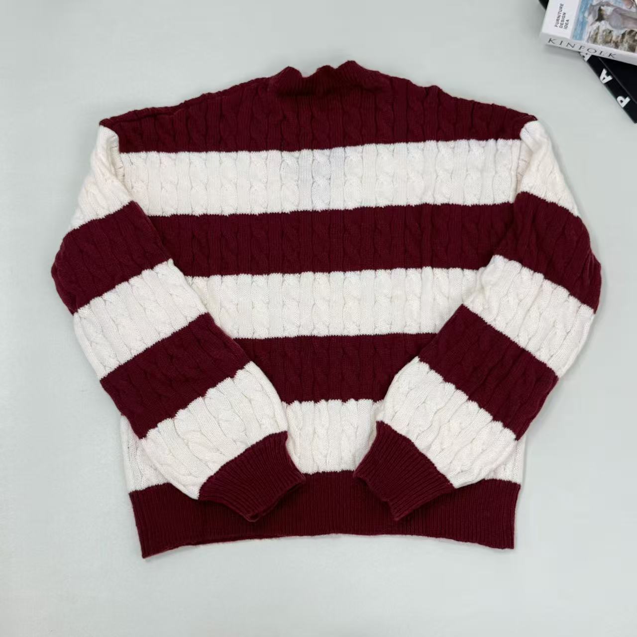 Loose V-neck vintage contrasting stripe sweater