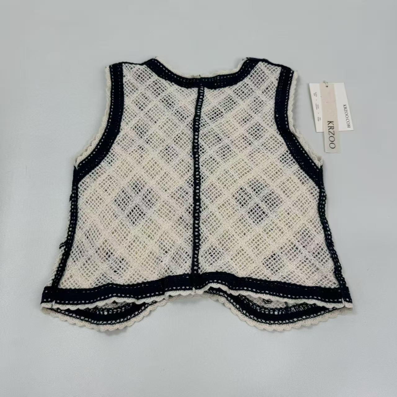 Contrasting-color V-neck cardigan vest