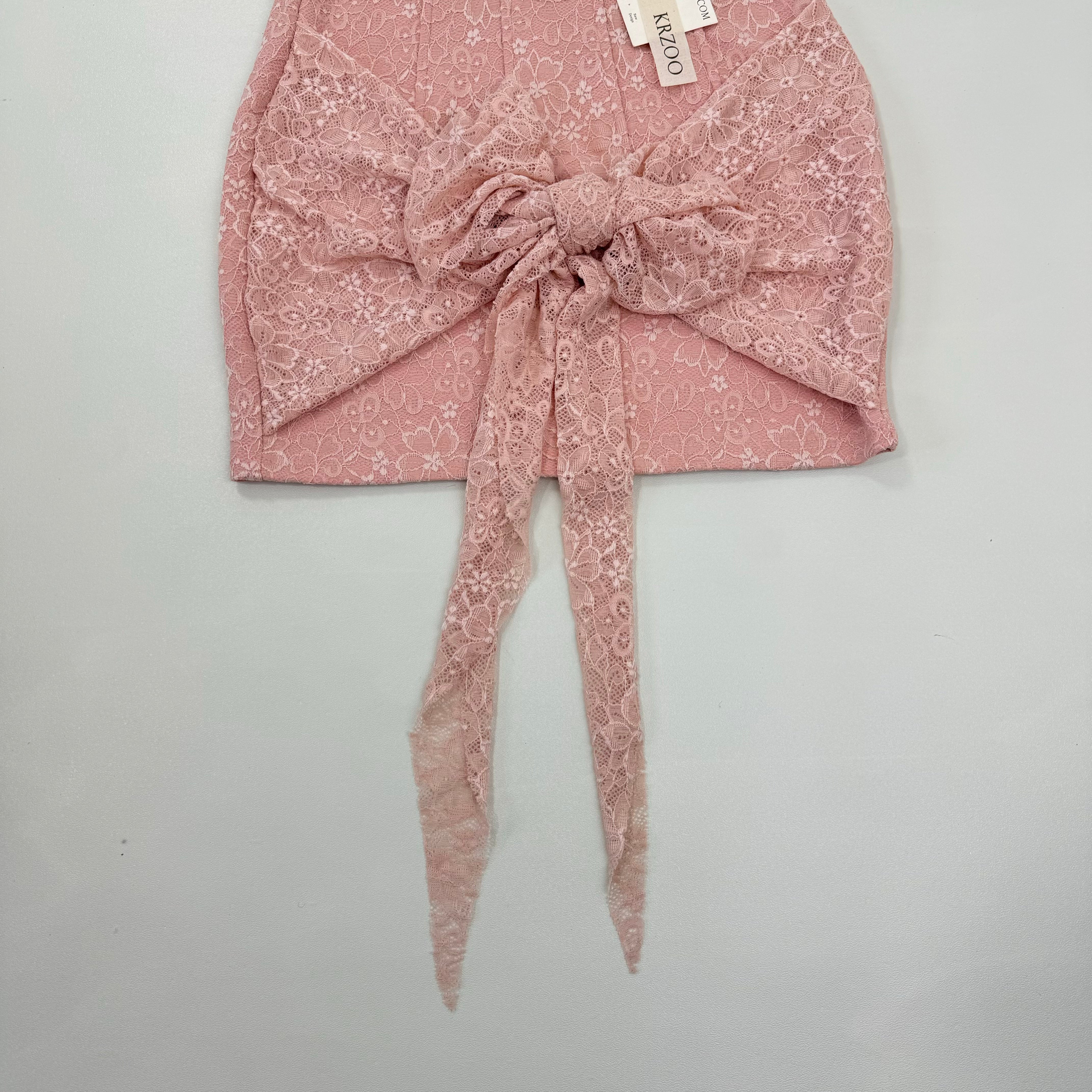 Double-layer lace steel-ring fish-bone belt dress