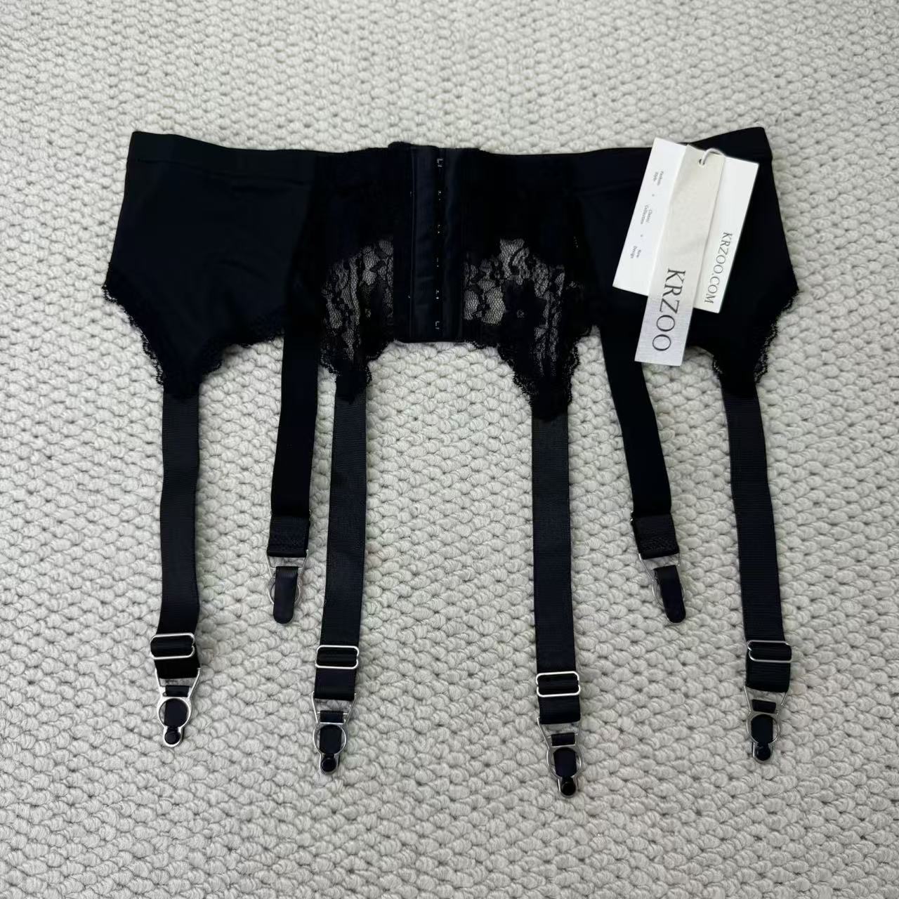 Lace garter hose clasp