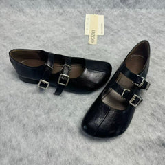 Retro round-toe low-cut shoes