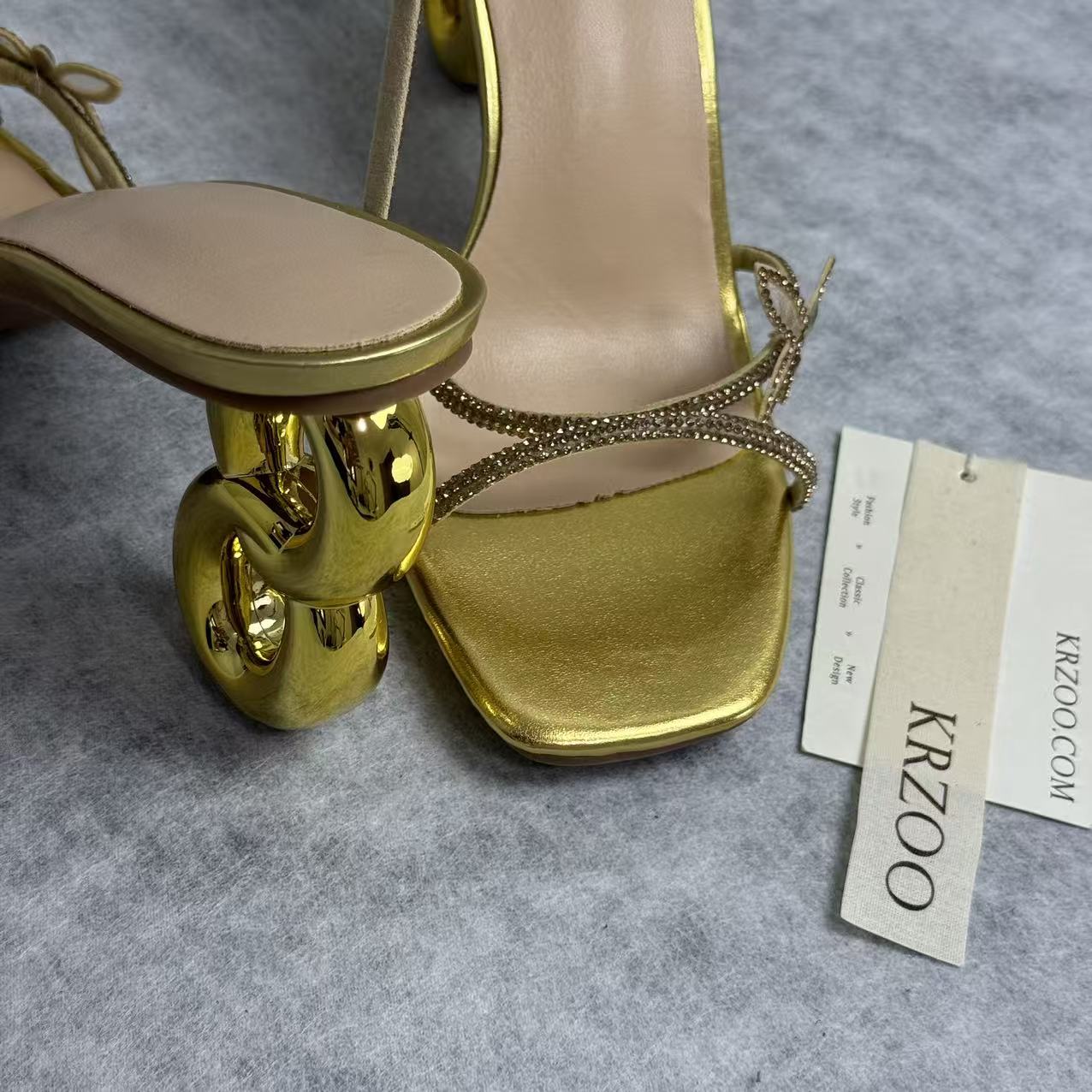 Water droplet butterfly 8-inch heels