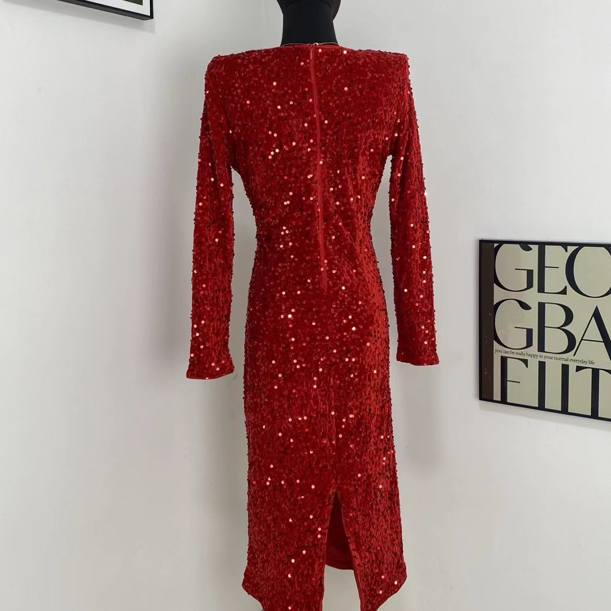 Long-Sleeved Sequined Midi Ddress